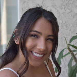 Meet your Posher, Marina